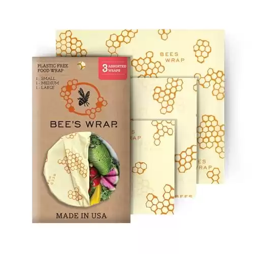 Bee's Wrap Reusable Beeswax Food Wraps Made in The USA, Eco Friendly Beeswax Wraps for Food, Sustainable Food Storage Containers, Organic Cotton Food Wraps, Assorted 3 Pack (S, M, L), Honeycomb